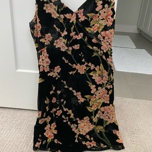 Honey belle velvet dress